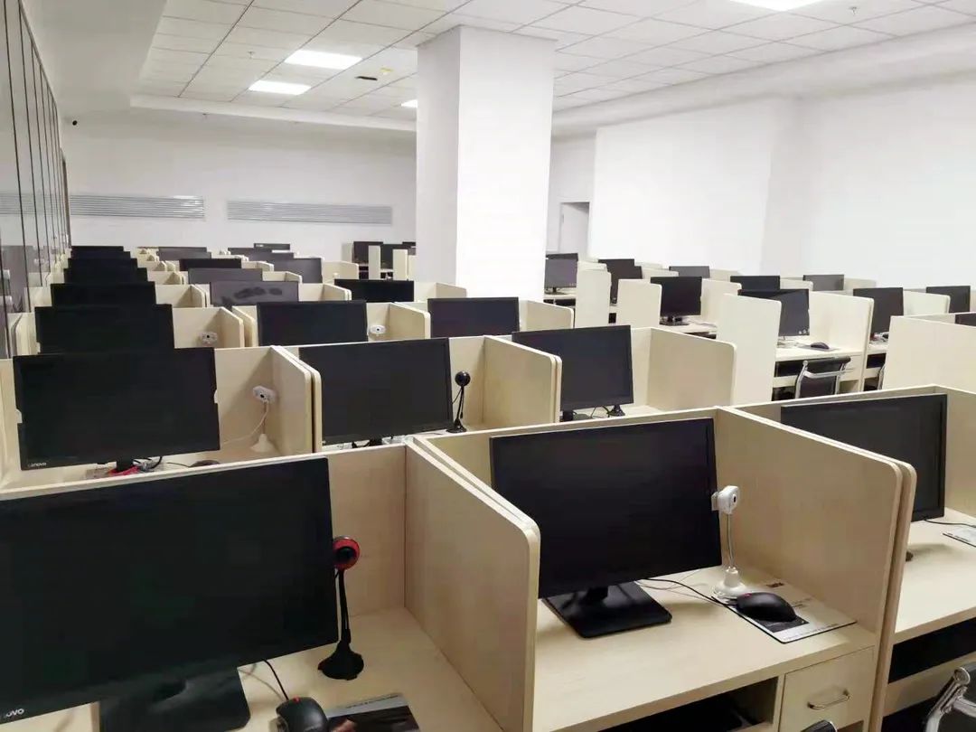 計(jì)算機(jī)網(wǎng)絡(luò)教室